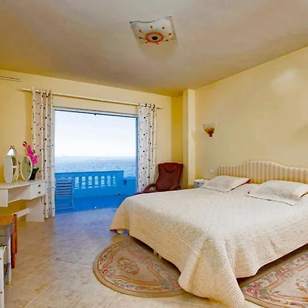Saint-aygulf Sleeps 12 Pool Air Con Wifi * Saint Aygulf